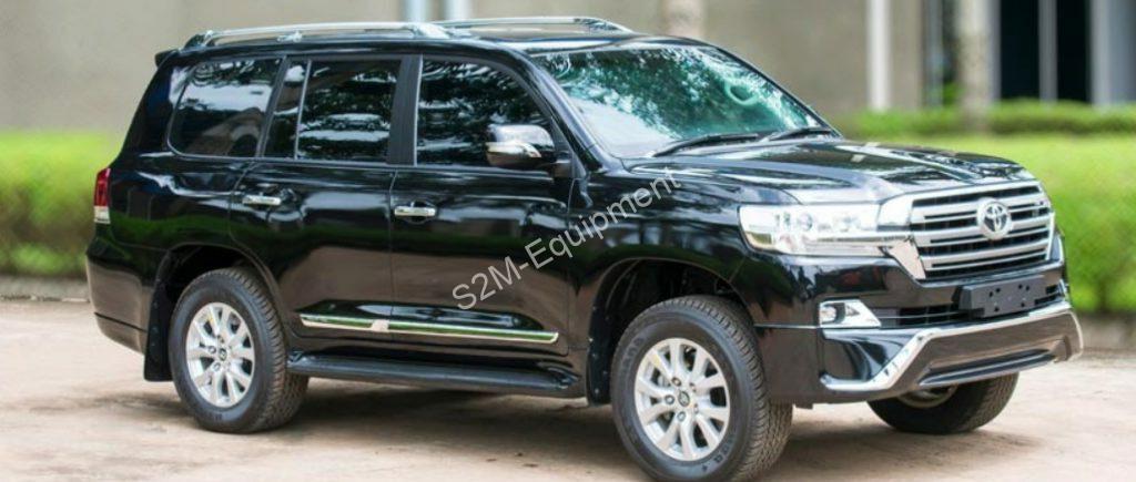 toyota-land-cruiser-200-blindee toyota-land-cruiser-200-blindee