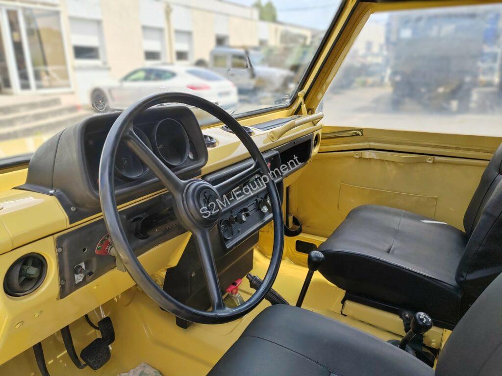 PEUGEOT P4 PEUGEOT P4 intérieur