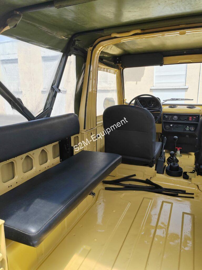 PEUGEOT P4 PEUGEOT P4 intérieur